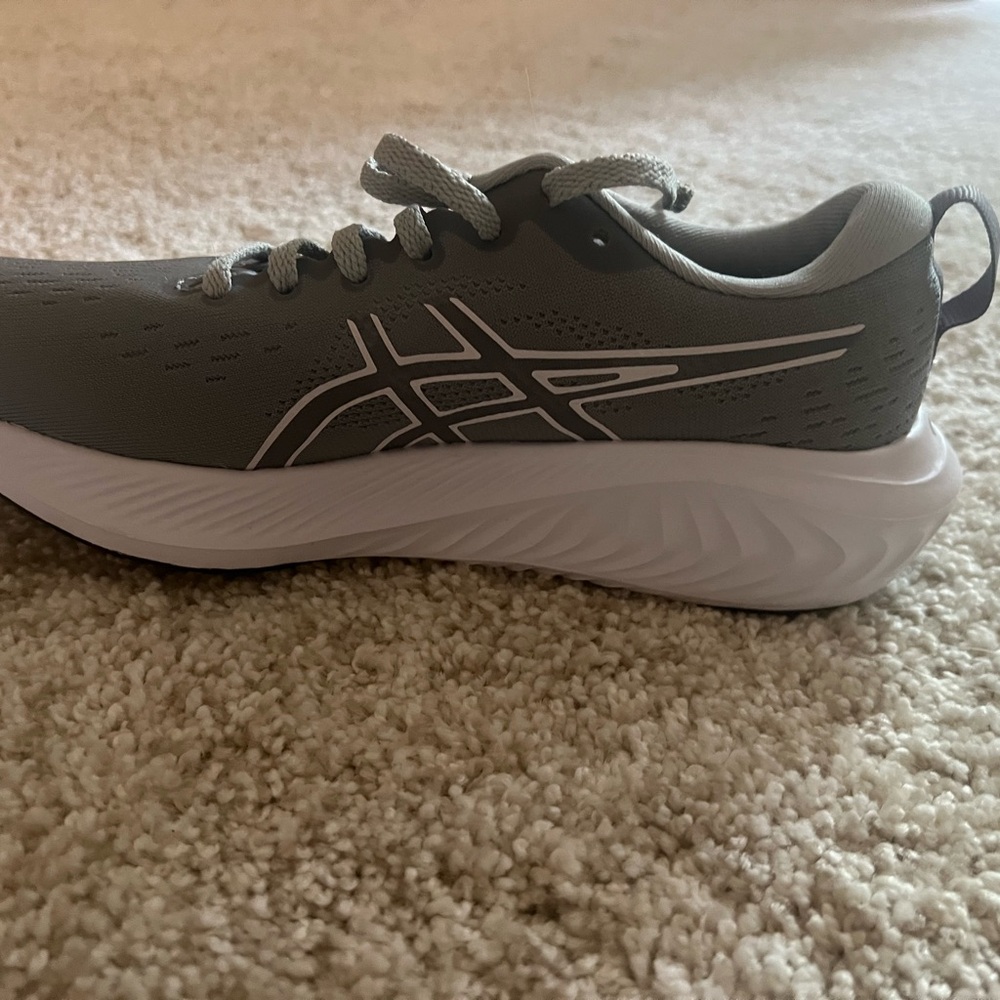 ASICS Gray Running Shoes - Picture 6 of 7